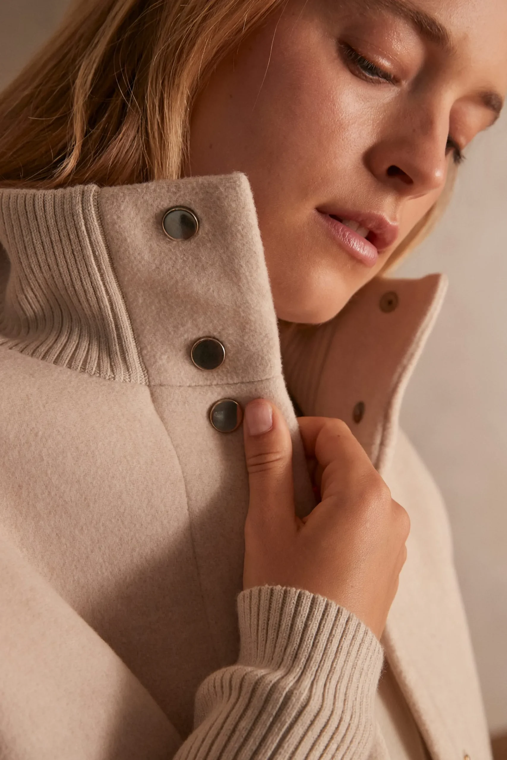 Maison 123 Manteaux Longs|Manteaux En Laine>Manteau en laine MAGDA Produit labellisé We Care mettant en avant l'utilisation de matières plus responsables et la valorisation de la production locale BEIGE