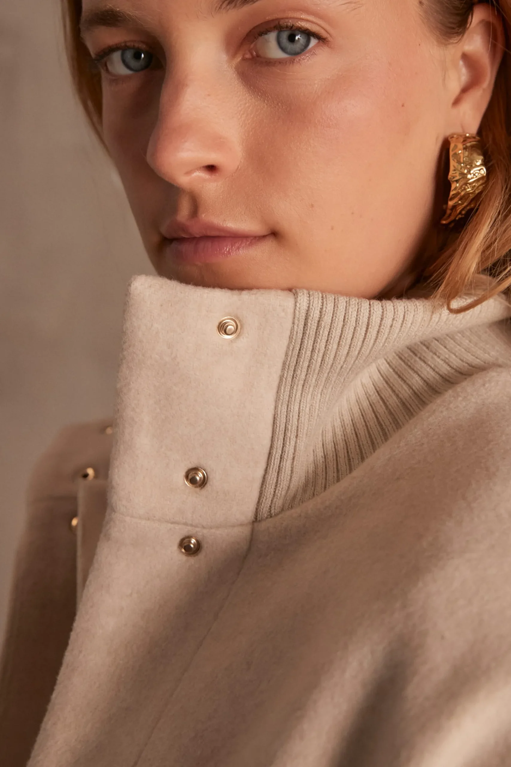Maison 123 Manteaux Longs|Manteaux En Laine>Manteau en laine MAGDA Produit labellisé We Care mettant en avant l'utilisation de matières plus responsables et la valorisation de la production locale BEIGE