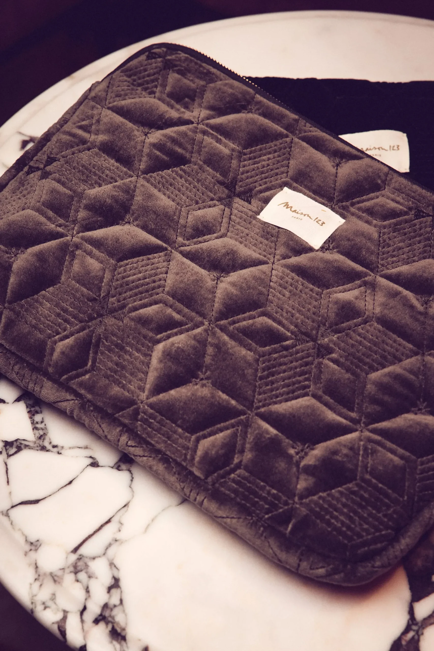 Maison 123 Les Pochettes|Trousses Et Pochettes>Pochette d'ordinateur GARETH KAKI