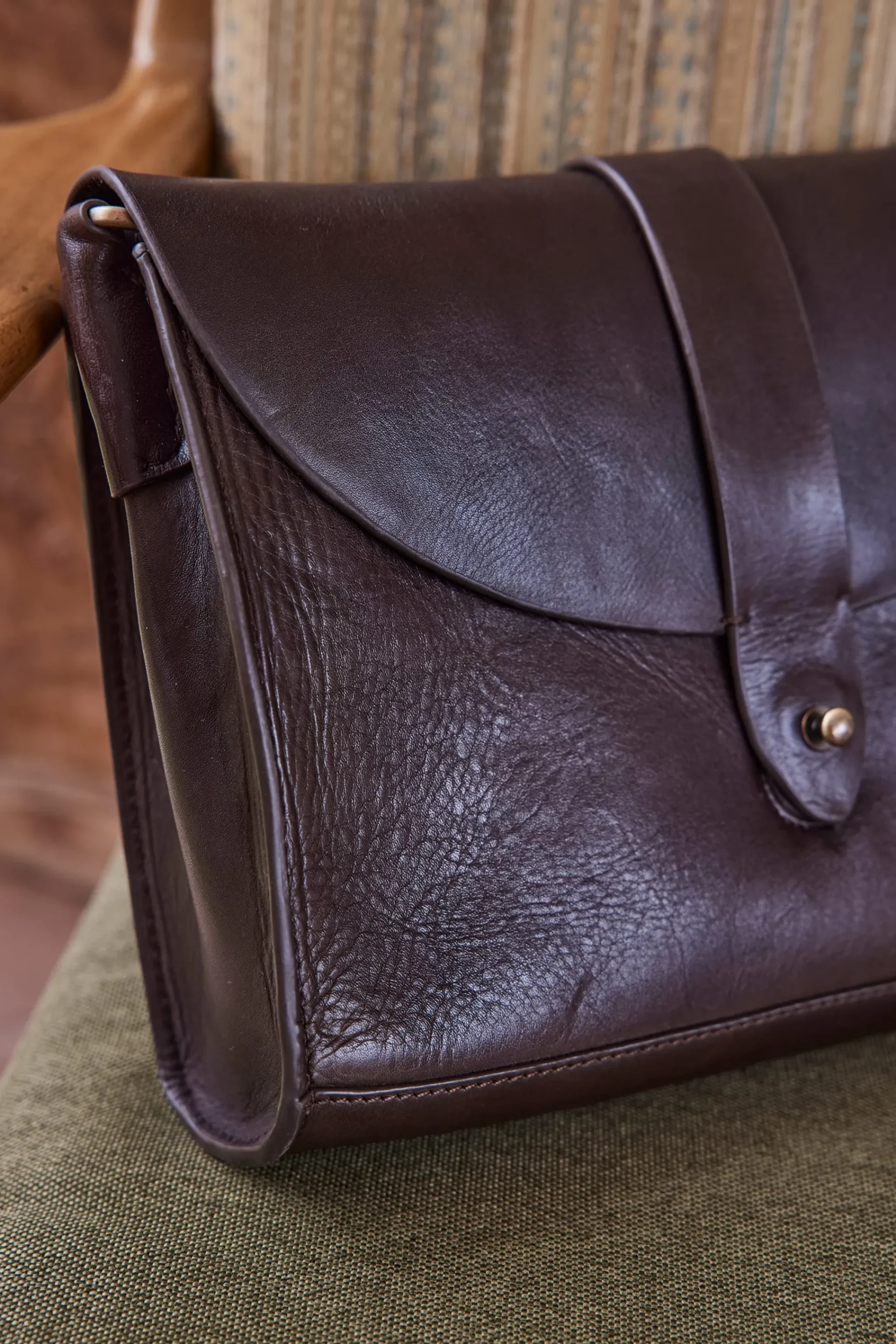 Maison 123 Les Sacs>Sac bandoulière GABRIEL XL MARRON FONCE