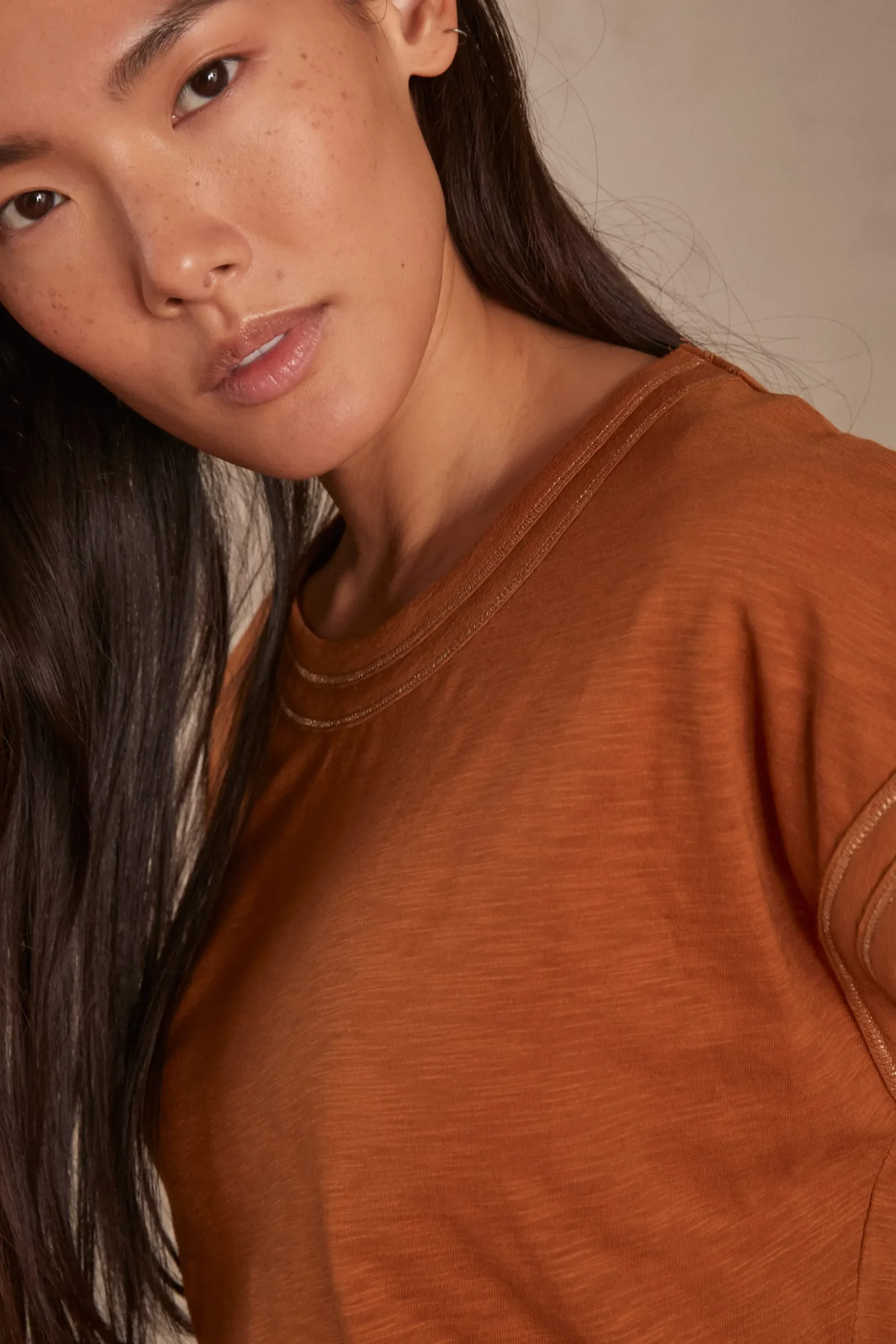 Maison 123 T-Shirts Col Rond|T-Shirts À Manches Courtes>T-shirt TINA CARAMEL